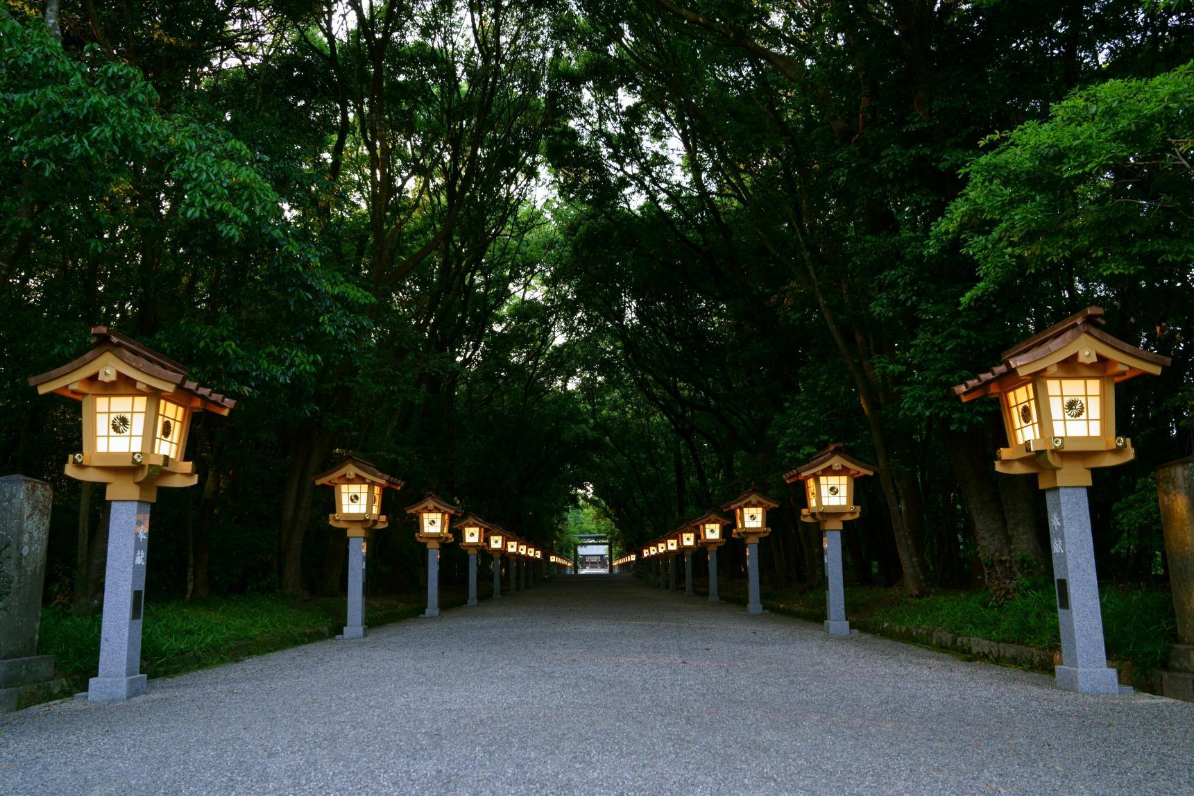 日本の神々がこの地で生まれた神話が宿るスポット-1